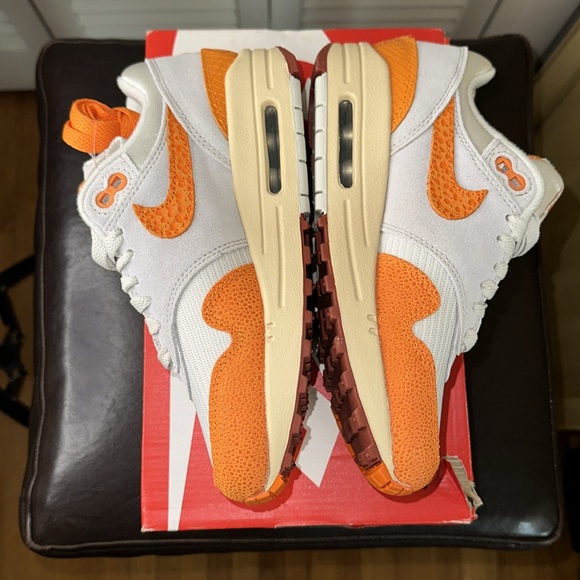 WMNS Nike Air Max 1 “Magma Orange”… - Picture 3 of 7